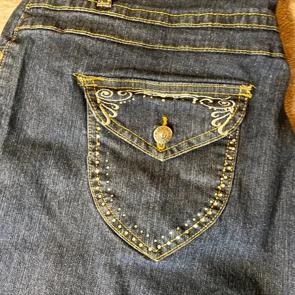 Dark Blue Women’s Capri’s - Classic Denim Style Size 22W - Picture 3 of 11